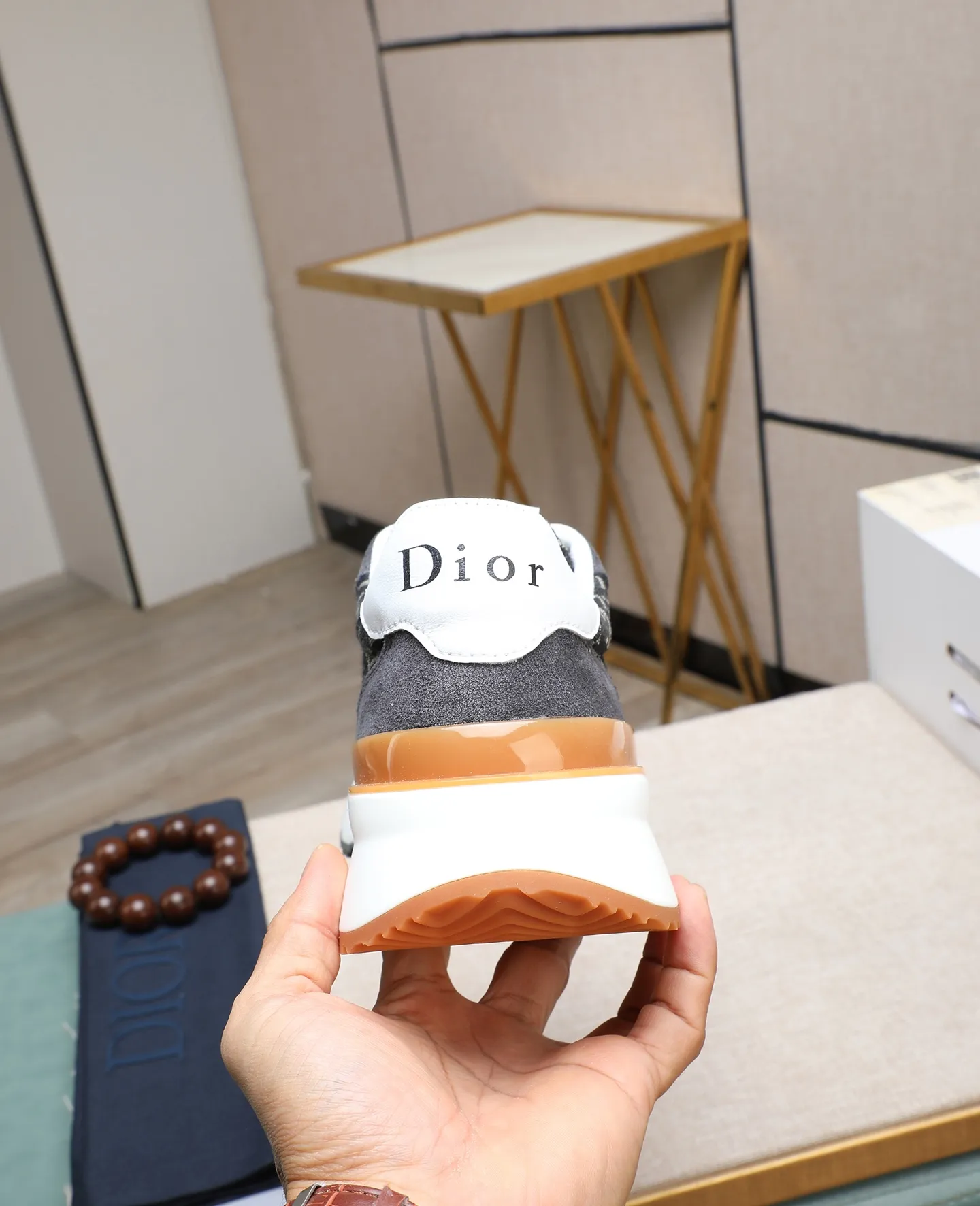 Men's men's shoes💰460 🌹🌹[Dior] latest model🙈original replica! 👟👟👟You can go to the top-notch workmanship. The upper is made of Italian 🇮🇹imported cowhide. The mesh lining is suitable for travel. The original replica outsole makes it suitable for all kinds of travel, showing low-key luxury. Let quality speak for itself. Color: Size: 38-44